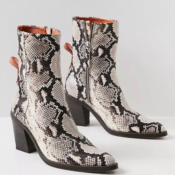 Free People We The Free Ryder Ankle Boot Black White Embossed Snakeskin - Picture 5 of 11